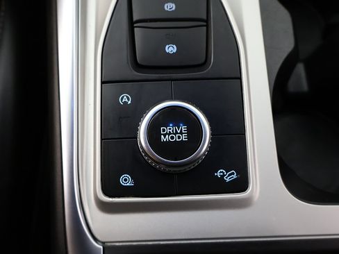 Used 2023 Ford Explorer XLT w/ Equipment Group 202A image 52