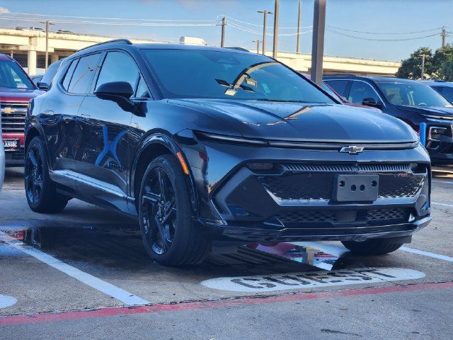 Used 2024 Chevrolet Equinox EV RS FWD image 1