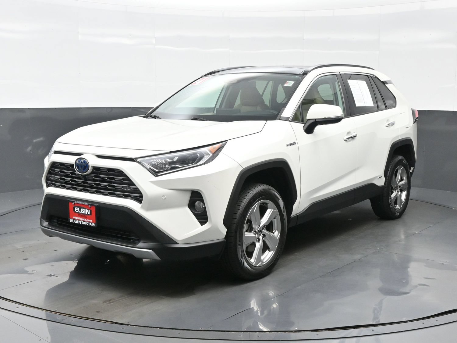 Used 2021 Toyota RAV4 Limited AWD/4WD image 2