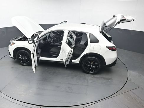 Used 2024 Honda HR-V Sport image 41