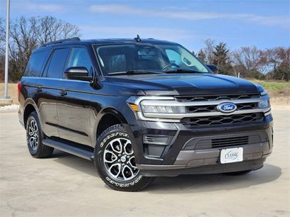 Used 2024 Ford Expedition XLT