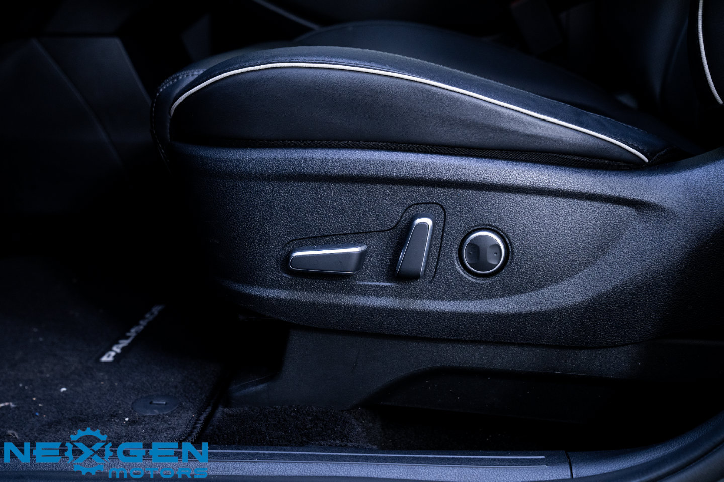 Used 2024 Hyundai Palisade SEL AWD/4WD image 14