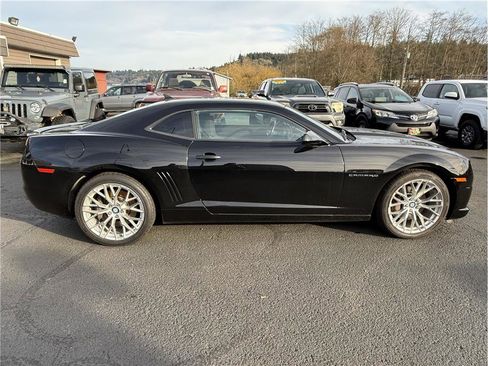 Used 2013 Chevrolet Camaro SS image 6