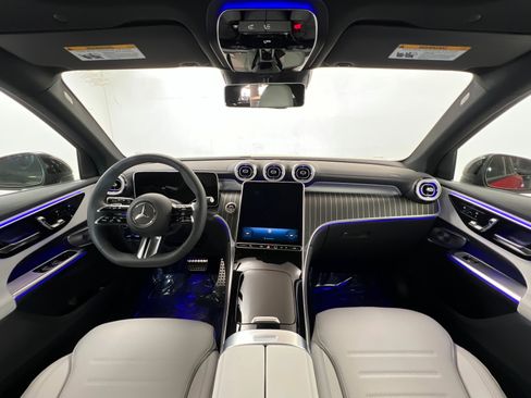 New 2026 Mercedes-Benz GLC 300 4MATIC image 9