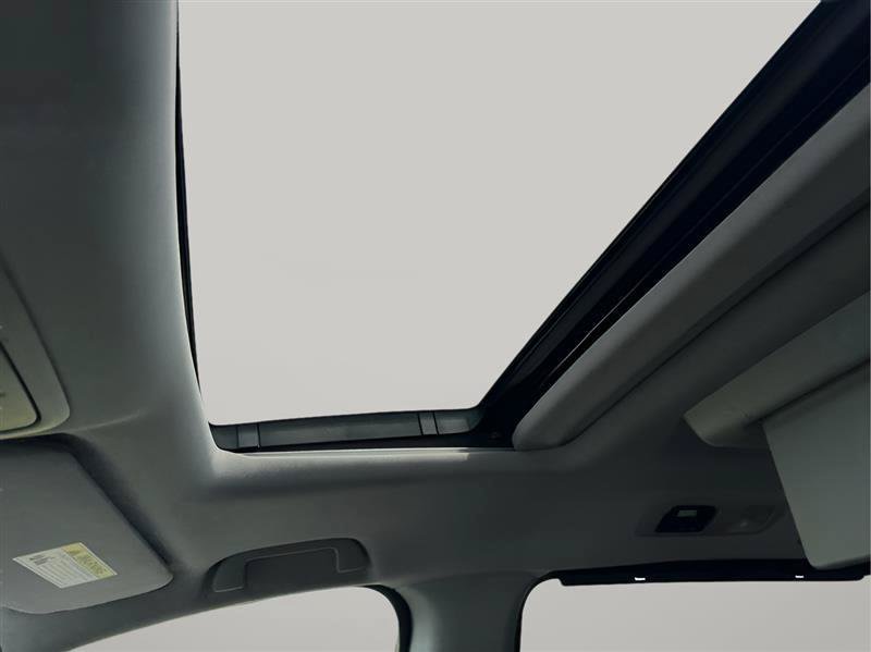 Used 2018 Honda Odyssey Elite image 60