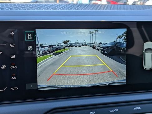New 2027 Kia Telluride EX w/ Towing Package FWD image 26
