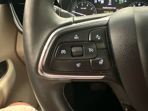 Used 2023 Buick Envision Avenir AWD/4WD image 12