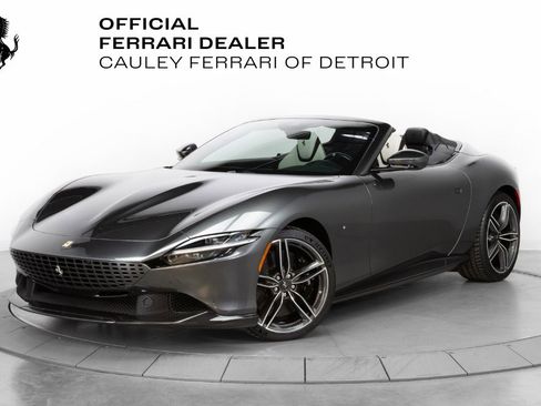 Used 2024 Ferrari Roma Spider image 1