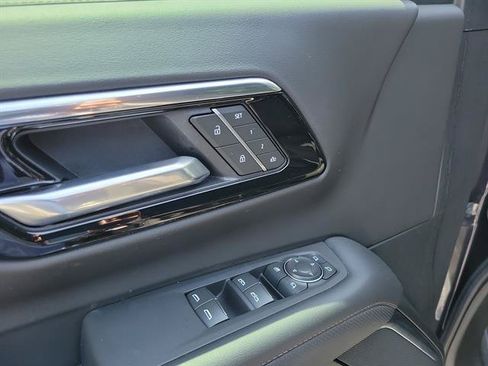 Used 2025 Chevrolet Tahoe High Country RWD image 49