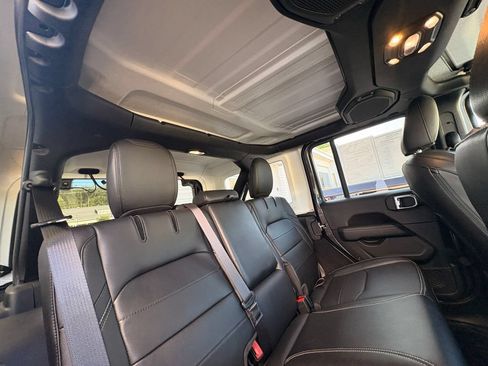 Used 2023 Jeep Wrangler Unlimited Sahara w/ Cold Weather Group AWD/4WD image 51