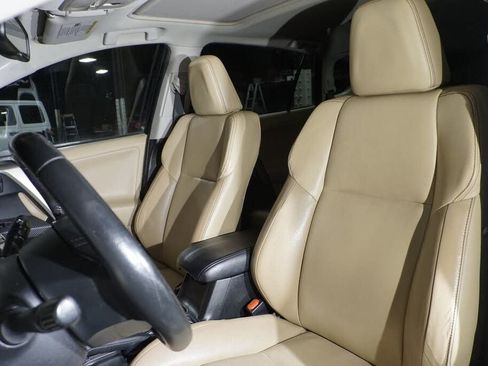 Used 2013 Toyota RAV4 Limited AWD/4WD image 10