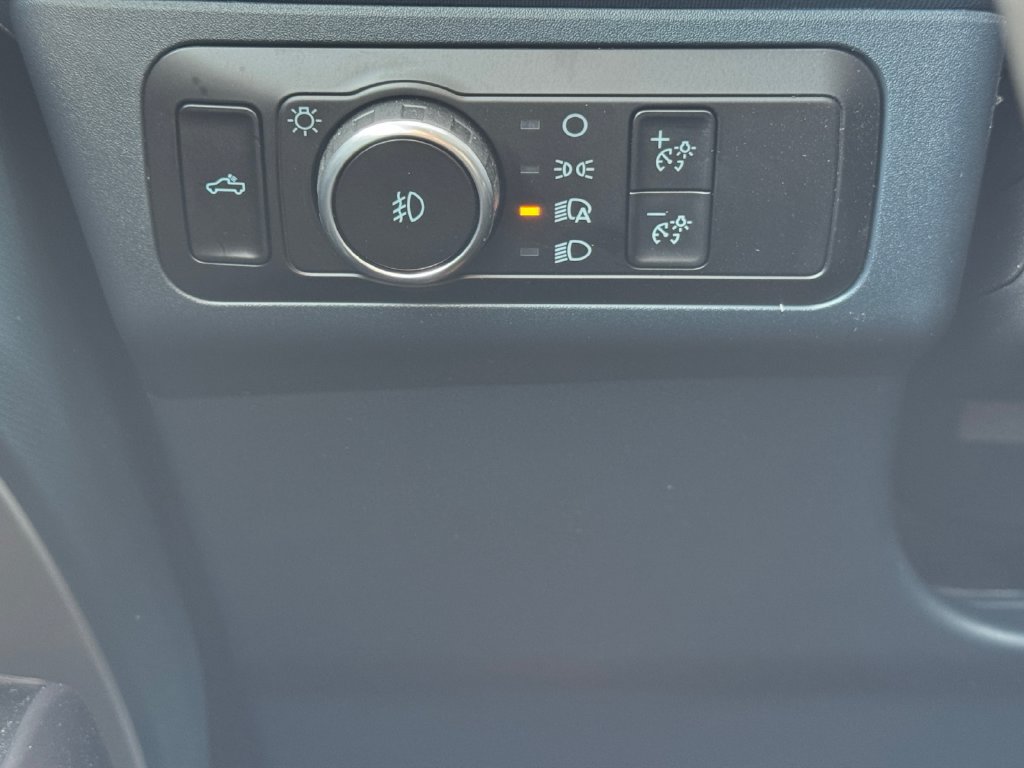 Used 2026 Ford Maverick Lobo AWD/4WD image 23