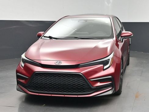 Used 2023 Toyota Corolla XSE FWD image 6