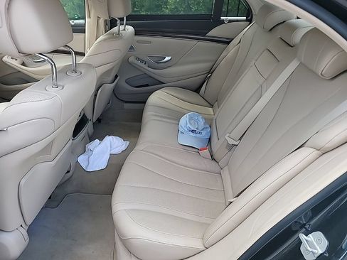 Used 2016 Mercedes-Benz S 550 4MATIC Sedan image 10