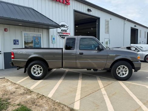 Used 2011 Ford Ranger XLT AWD/4WD image 2