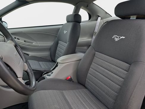 Used 1999 Ford Mustang GT RWD image 17