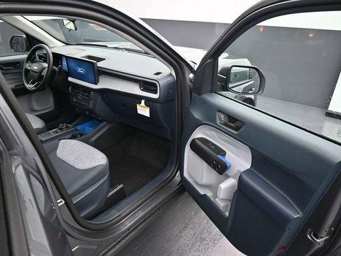 New 2026 Ford Maverick XLT AWD/4WD image 16