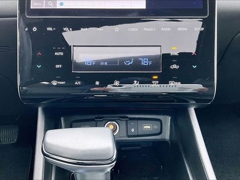 Used 2024 Hyundai Santa Cruz XRT image 32