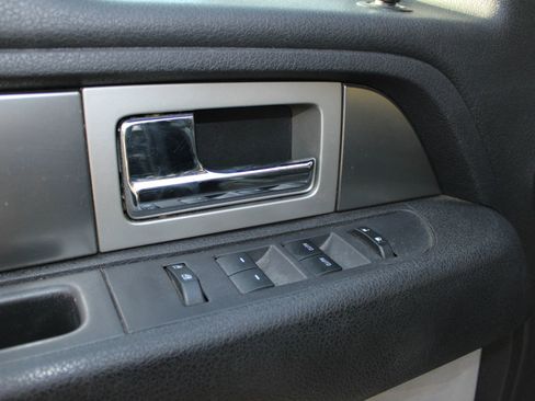 Used 2014 Ford F150 FX4 w/ Equipment Group 401A Mid image 13