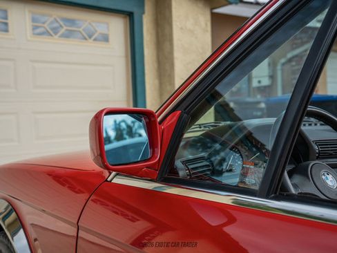 Used 1988 BMW 325i Convertible RWD image 64