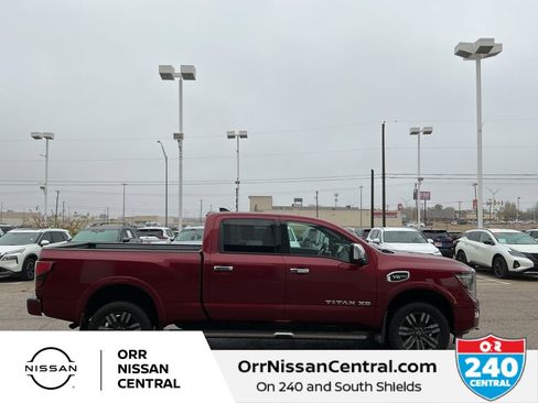 Used 2023 Nissan Titan Platinum Reserve w/ Moonroof Package image 4