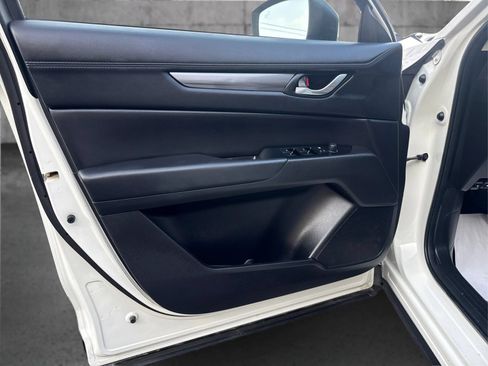Used 2019 MAZDA CX-5 Touring FWD image 20