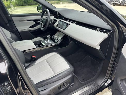 Used 2023 Land Rover Range Rover Evoque R-Dynamic S image 13