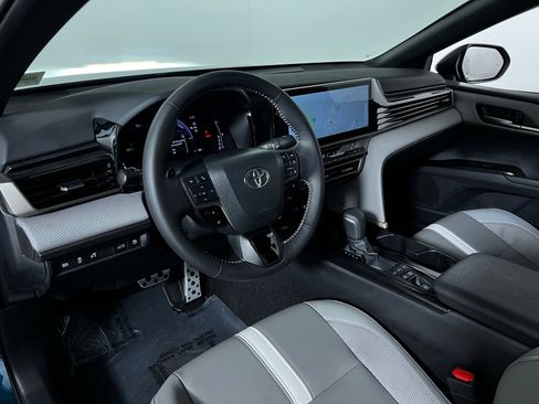 Used 2026 Toyota Camry SE w/ Multimedia Upgrade Package FWD image 12