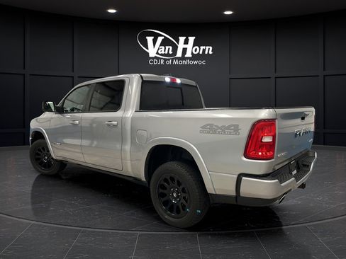 Used 2025 RAM 1500 Laramie w/ Sport Appearance Package AWD/4WD image 5