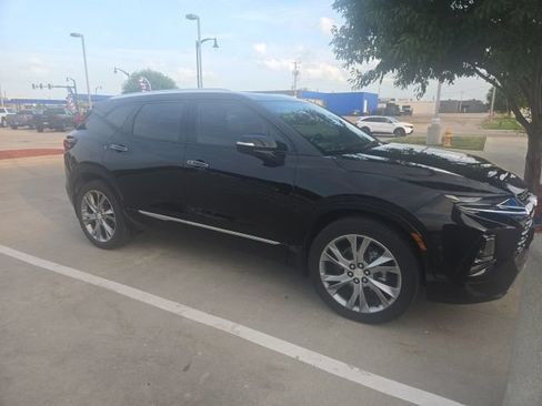 Used 2021 Chevrolet Blazer Premier w/ Driver Confidence II Package AWD/4WD image 3