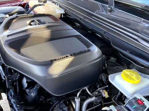 Certified 2025 RAM 1500 Laramie image 29