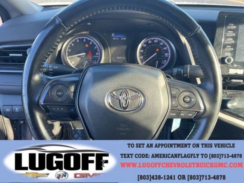 Used 2023 Toyota Camry SE image 16