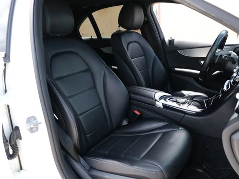 Used 2018 Mercedes-Benz C 350e Sedan image 11