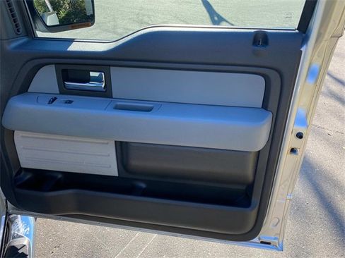 Used 2013 Ford F150 XLT w/ Luxury Equipment Group image 37