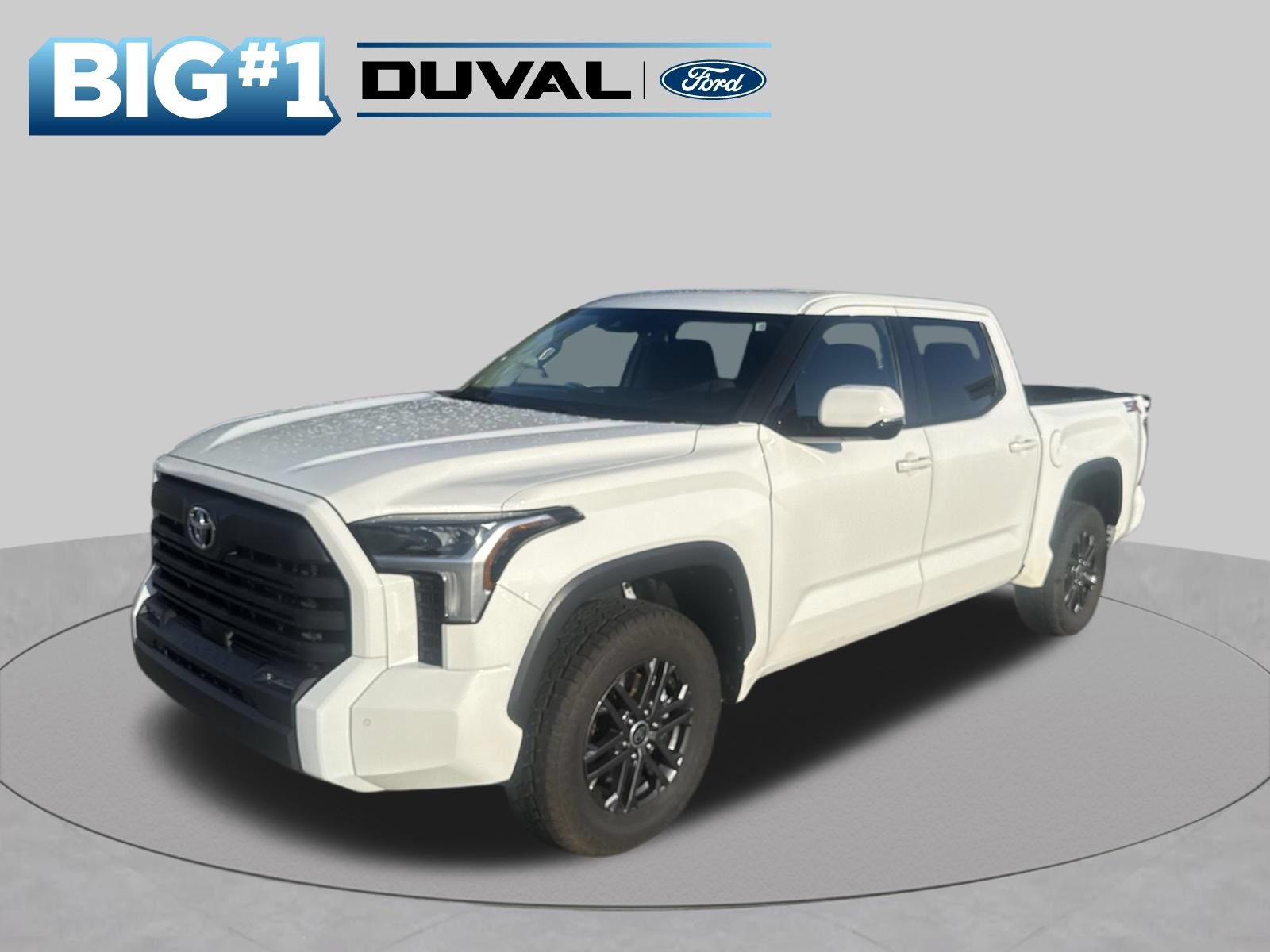 Used 2023 Toyota Tundra SR5 w/ SR5 Convenience Package AWD/4WD image 3
