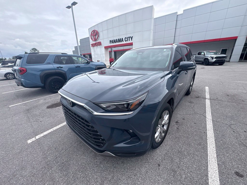 Used 2026 Toyota Grand Highlander AWD image 9