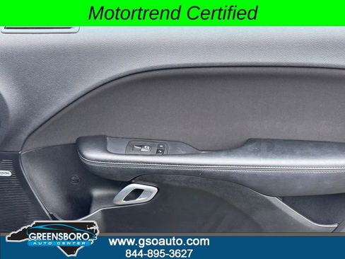 Used 2023 Dodge Challenger SXT RWD image 15
