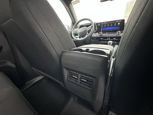 New 2026 Chevrolet Colorado W/T image 18