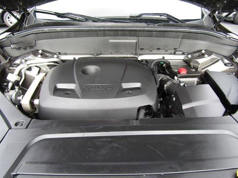 Used 2018 Volvo XC90 T5 Momentum w/ Convenience Package image 58