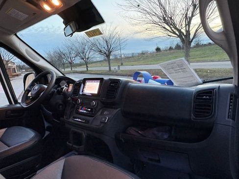 Used 2023 RAM ProMaster 2500 image 25