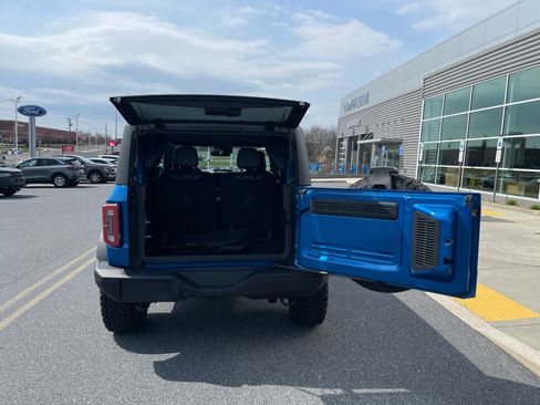 Used 2022 Ford Bronco Badlands image 5
