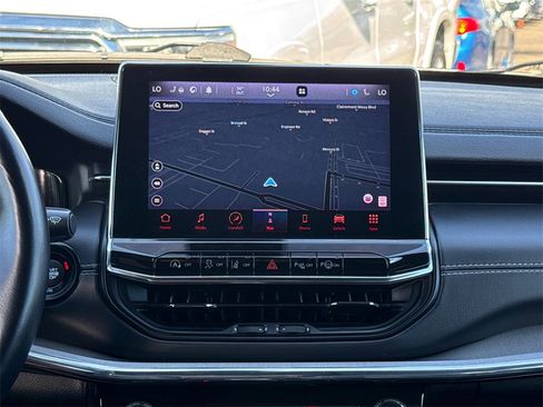 Certified 2022 Jeep Compass High Altitude image 24