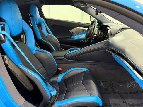 Used 2023 Chevrolet Corvette Stingray Premium Cpe w/ Battery Protection Package image 18