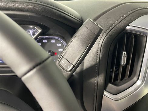 Certified 2022 GMC Sierra 1500 Elevation w/ Driver Alert Package I image 12