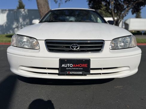 Used 2000 Toyota Camry LE image 5