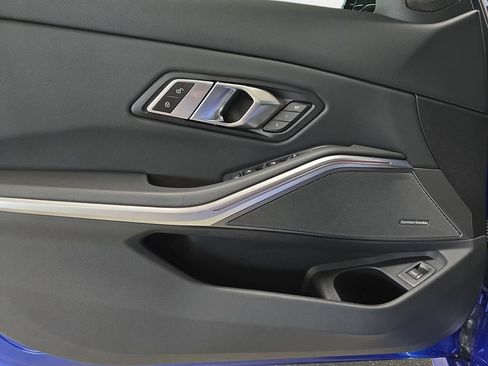 Used 2023 BMW 330i Sedan w/ M Sport Package RWD image 24