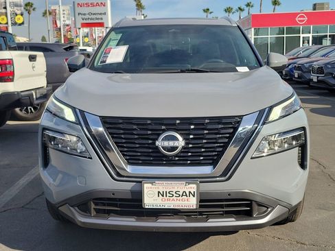 Used 2023 Nissan Rogue SL w/ SL Premium Package FWD image 26