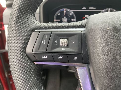 Used 2023 Mitsubishi Outlander SE image 16