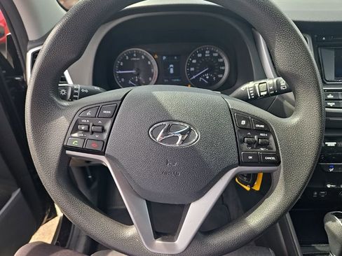 Used 2017 Hyundai Tucson SE image 16