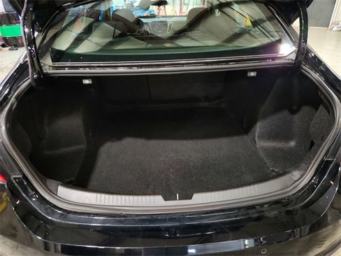 Used 2022 Chevrolet Malibu RS image 26